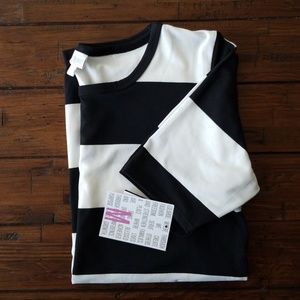 NWT M Lularoe Gigi in Black & White Thick Stripe